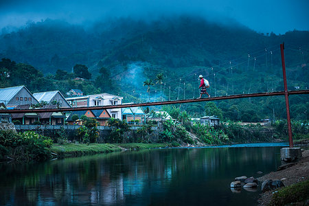 simsearch:6119-09238571,k - Namorona River on a misty morning at dawn, Ranomafana, Haute Matsiatra Region, Madagascar, Africa Stock Photo - Premium Royalty-Free, Code: 6119-09238591