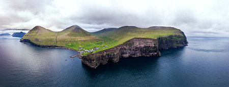 simsearch:6119-09074403,k - Panoramic aerial view of cliffs and village of Gjogv, Eysturoy island, Faroe Islands, Denmark, Europe Stock Photo - Premium Royalty-Free, Code: 6119-09238655