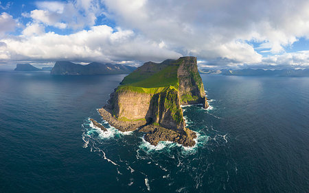 simsearch:6119-09238655,k - Aerial panoramic of Kallur lighthouse and cliffs, Kalsoy island, Faroe Islands, Denmark, Europe Stock Photo - Premium Royalty-Free, Code: 6119-09238631