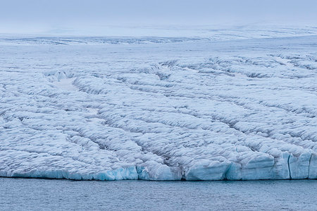 simsearch:841-09204018,k - Very huge glacier on McClintok (MacKlintok) Island, Franz Josef Land archipelago, Arkhangelsk Oblast, Arctic, Russia, Europe Stock Photo - Premium Royalty-Free, Code: 6119-09238715
