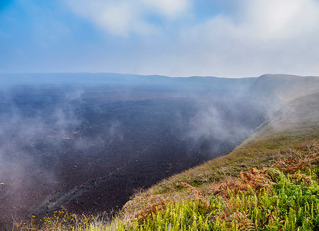 simsearch:6119-09238816,k - Sierra Negra Volcano, Highlands of Isabela (Albemarle) Island, Galapagos, UNESCO World Heritage Site, Ecuador, South America Photographie de stock - Premium Libres de Droits, Code: 6119-09238866