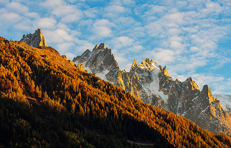 Aiguille de Chamonix, Chamonix, Haute Savoie, French Alps, France, Europe Stock Photo - Premium Royalty-Free, Code: 6119-09238985