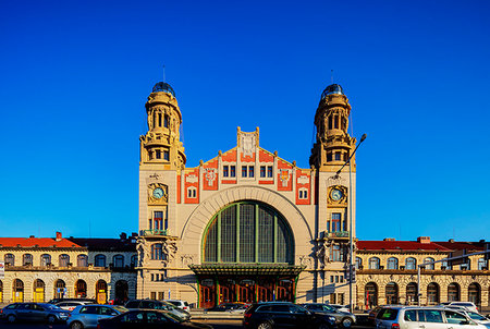 famous buildings in czechoslovakia - Hlavni Nadrazi, main train station, Prague, Czech Republic, Europe Stock Photo - Premium Royalty-Free, Code: 6119-09238996