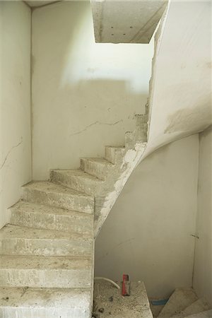 Construction site of staircase at new building Foto de stock - Sin royalties Premium, Código: 6121-07741237