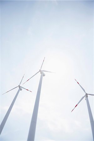 Three wind turbines energy electricity Stockbilder - Premium RF Lizenzfrei, Bildnummer: 6121-07810073