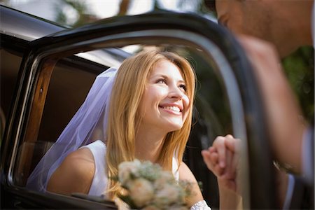 elegant car - Bride Stock Photo - Premium Royalty-Free, Code: 6122-07692302