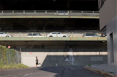 Runner below and cars above Photographie de stock - Premium Libres de Droits, Code: 6122-07695223