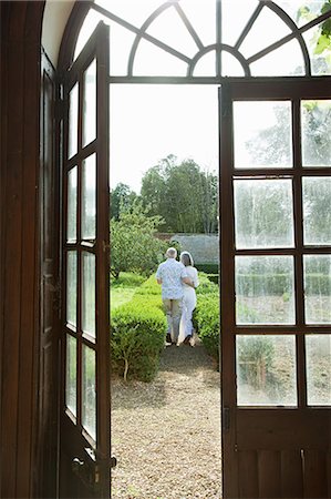 simsearch:614-03697410,k - Mature couple by french doors Stock Photo - Premium Royalty-Free, Code: 6122-07695655