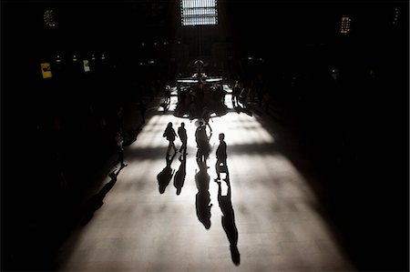 simsearch:6122-07695944,k - People in train station, silhouette Stock Photo - Premium Royalty-Free, Code: 6122-07695944