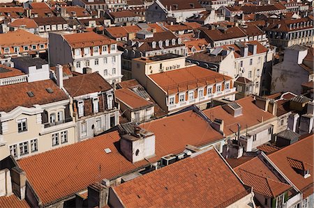 simsearch:6122-07696553,k - Lisbon rooftops viewed from Santa Justa Lift, Portugal Foto de stock - Sin royalties Premium, Código: 6122-07696424