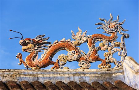 quang nam province - Dragon detail on temple roof, Hoi An, Quang Nam Province, Vietnam Stock Photo - Premium Royalty-Free, Code: 6122-07697651