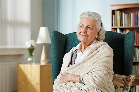 senior adult relaxing portrait not child - Senior woman wrapped in shawl, portrait Stock Photo - Premium Royalty-Free, Code: 6122-07698181