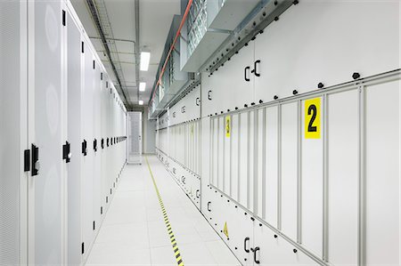 simsearch:6122-07706946,k - Marked hallway in server room Stock Photo - Premium Royalty-Free, Code: 6122-07706946