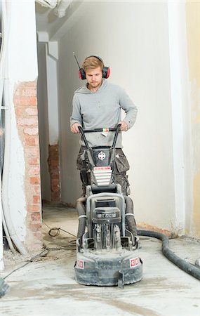 simsearch:6126-08644036,k - Sweden, Man renovating house Stock Photo - Premium Royalty-Free, Code: 6126-08642921