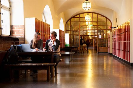 Sweden, Stockholm, Ostermalm, Students learning at school Photographie de stock - Premium Libres de Droits, Code: 6126-08643073