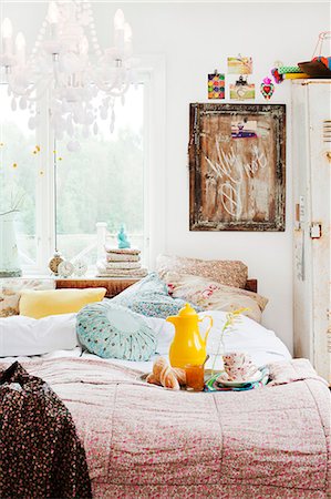 Sweden, View of bedroom with tray with breakfast Photographie de stock - Premium Libres de Droits, Code: 6126-08643139