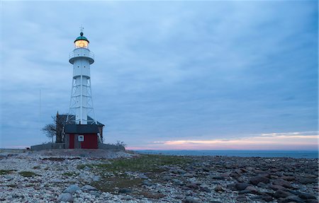 simsearch:6126-08643394,k - Sweden, Oland, Hogby Lighthouse Stock Photo - Premium Royalty-Free, Code: 6126-08643393