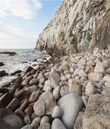 simsearch:6126-08643454,k - Denmark, Bornholm, Hasle, Jons Kapel, Rocky coastline Foto de stock - Sin royalties Premium, Código: 6126-08643449