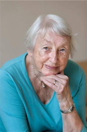 scandinavian blue house - Sweden, Portrait of senior woman Stock Photo - Premium Royalty-Free, Code: 6126-08643904