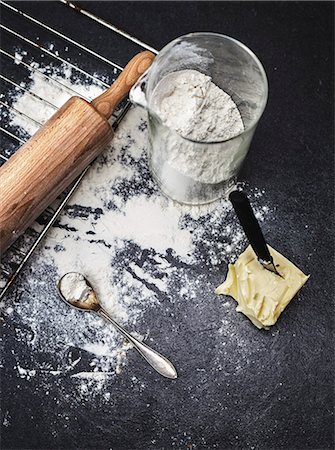 simsearch:6102-07843219,k - Sweden, Baking ingredients and tools Stock Photo - Premium Royalty-Free, Code: 6126-08644047