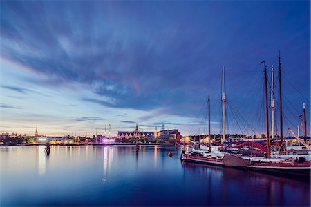 simsearch:6126-08636348,k - Sweden, Stockholm, View of city and harbor Stock Photo - Premium Royalty-Free, Code: 6126-08644466