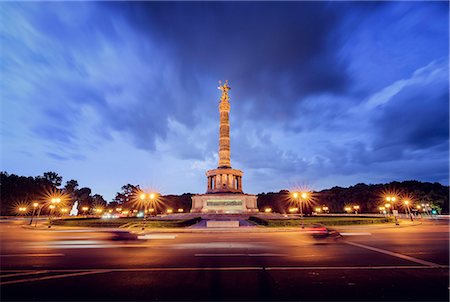 siegessaule - Germany, Berlin, Tiergarten, Illuminated Victory Column shot with long exposure Stock Photo - Premium Royalty-Free, Code: 6126-08644555