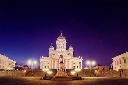 fountain plaza statue - Finland, Helsinki, Krohohagen, Helsinki Lutheran Cathedral Stock Photo - Premium Royalty-Free, Code: 6126-08644507