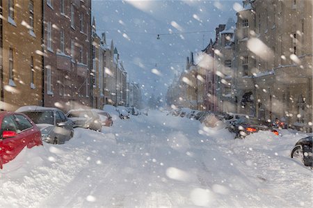 Helsinki, Finland, Ullanlinna district in snowfall Stock Photo - Premium Royalty-Free, Code: 6126-08659502