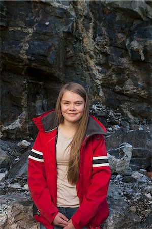 simsearch:6126-08636185,k - Norway, Tromso, Portrait of girl (14-15) wearing jacket Foto de stock - Sin royalties Premium, Código: 6126-08635514