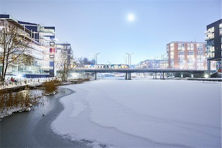simsearch:6126-09266245,k - Frozen river in Stockholm, Sweden Photographie de stock - Premium Libres de Droits, Code: 6126-09102447