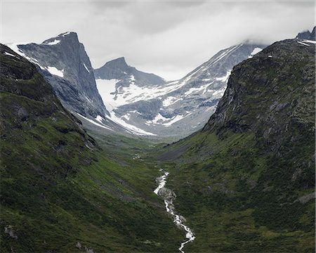 sightseeing spot - Jotunheimen mountain range Foto de stock - Sin royalties Premium, Código: 6126-09102783