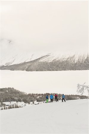 simsearch:6126-08781108,k - Man skiing in mountains at Borgafjall Fotografie stock - Premium Royalty-Free, Codice: 6126-09103069
