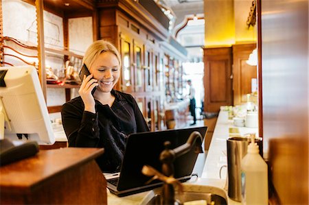 simsearch:6126-09104476,k - Waitress at bakery on phone in Sweden Stock Photo - Premium Royalty-Free, Code: 6126-09104489