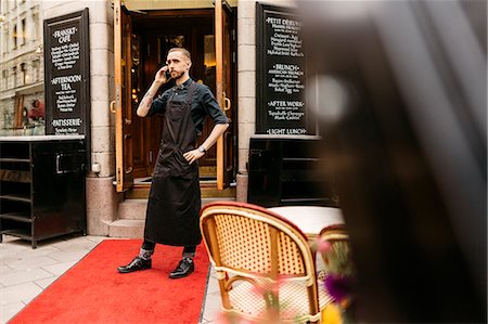 simsearch:614-05662177,k - Baker on phone outside bakery in Sweden Stock Photo - Premium Royalty-Free, Code: 6126-09104493