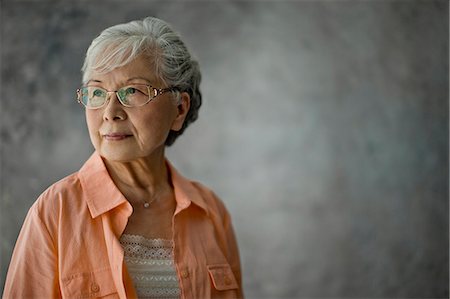 portrait, single woman, serious - Portrait of a thoughtful senior woman. Stock Photo - Premium Royalty-Free, Code: 6128-08727923