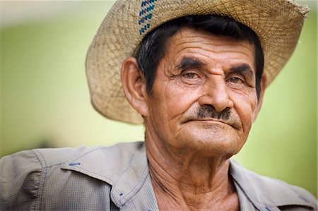 Portrait of a senior man. Stockbilder - Premium RF Lizenzfrei, Bildnummer: 6128-08825398