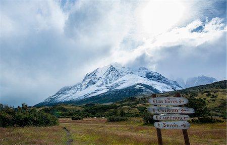 Cile, Patagonia, Torres del Paine National Park,Las Torres Foto de stock - Sin royalties Premium, Código: 6129-09044259