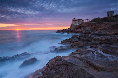 Italy, Europe, Boccale castle at sunset, province of Livorno, Tuscany. Photographie de stock - Premium Libres de Droits, Code: 6129-09044740