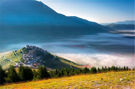 simsearch:6129-09057574,k - Europe,Italy, Umbria, Perugia district, Castelluccio of Norcia Stock Photo - Premium Royalty-Free, Code: 6129-09044750