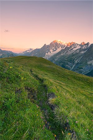 Val Ferret, Aosta, Italy Foto de stock - Sin royalties Premium, Código: 6129-09045043