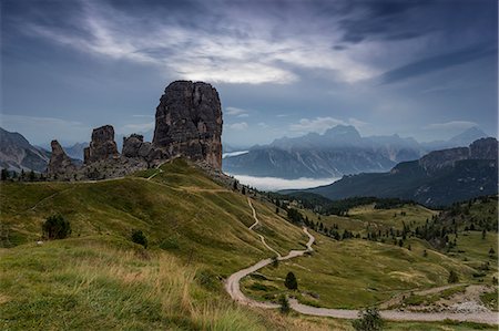 Nuvolau Group, Cortina d'Ampezzo, Veneto, Italy. 5 Torri group at dawn. Stock Photo - Premium Royalty-Free, Code: 6129-09057600