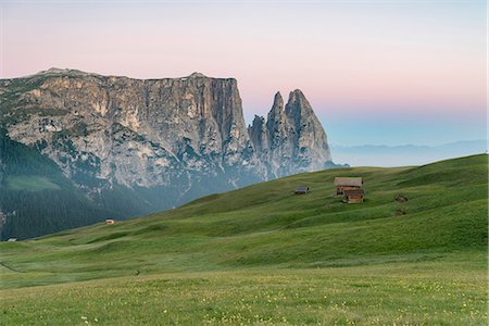 schlern - Alpe di Siusi/Seiser Alm, Dolomites, South Tyrol, Italy. Stock Photo - Premium Royalty-Free, Code: 6129-09086909