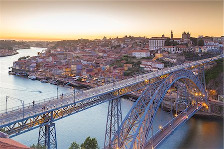 dom luis bridge - Porto, Porto district, Portugal Foto de stock - Sin royalties Premium, Código: 6129-09087037