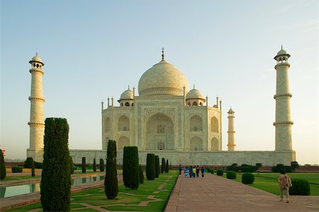 simsearch:625-02928583,k - Facade of a monument, Taj Mahal, Agra, Uttar Pradesh, India Fotografie stock - Premium Royalty-Free, Codice: 625-00804620