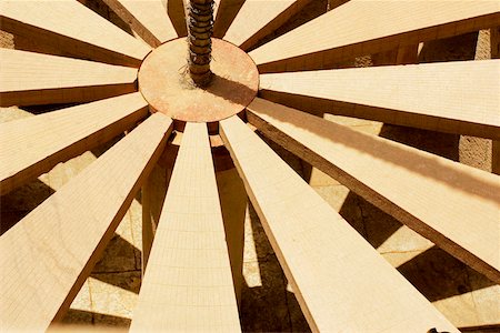 reloj de sol - Close-up of a sun dial, Jantar Mantar, Jaipur, Rajasthan, India Foto de stock - Sin royalties Premium, Código: 625-00805144