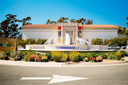 simsearch:625-00805493,k - Panoramic view of a fountain outside a building, Plaza de Panama Fountain, Balboa Park, San Diego, California, USA Stock Photo - Premium Royalty-Free, Code: 625-00805155