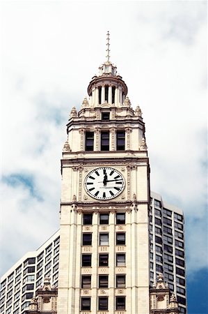 simsearch:625-00903413,k - Low angle view of a building, Wrigley Building, Chicago, Illinois, USA Stock Photo - Premium Royalty-Free, Code: 625-00805503