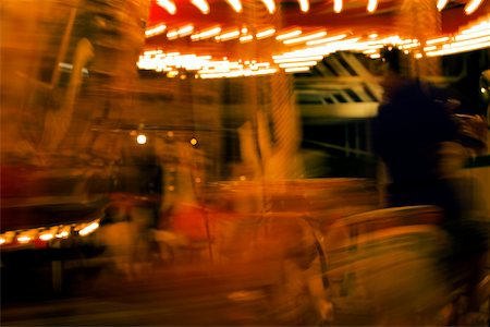 Carousel in an amusement park at night, San Diego, California, USA Foto de stock - Sin royalties Premium, Código: 625-00805578