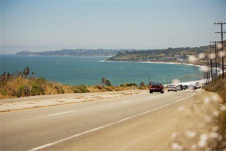 simsearch:625-00802108,k - Rear view of cars on a highway, Malibu, California, USA Stock Photo - Premium Royalty-Free, Code: 625-00805971