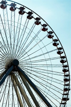 simsearch:625-00806318,k - Low angle view of a ferris wheel Stock Photo - Premium Royalty-Free, Code: 625-00806148